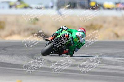 media/Oct-19-2024-CVMA (Sat) [[7df39c5a0d]]/Race 4-Formula Middleweight/